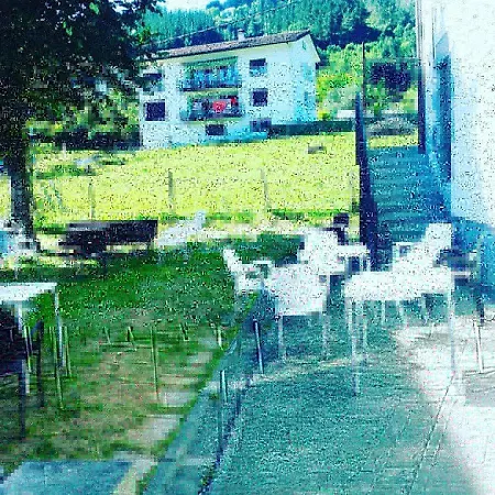 Ubilla Aterpetxea Guest house *