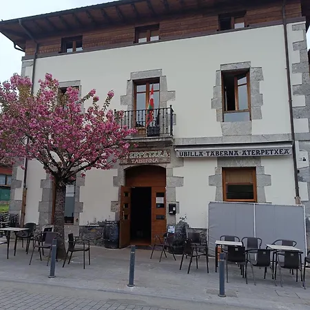 Ubilla Aterpetxea Pensión *