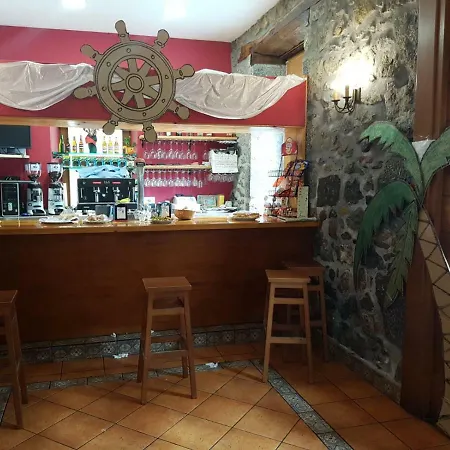 Ubilla Aterpetxea Guest house *