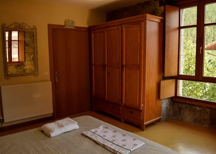 Ubilla Aterpetxea * Aulestia